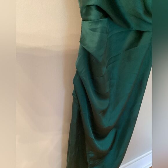 LULUS SIZE MED DOWN TO DANCE EMERALD GREEN SATIN GATHERED TULIP MIDI DRESS - Picture 9 of 14